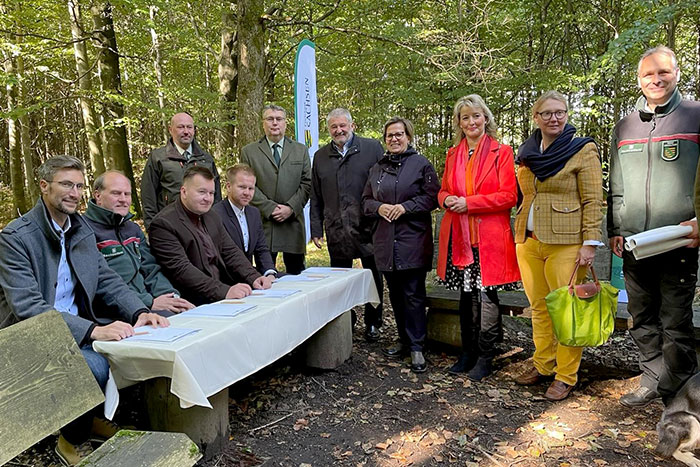 Unterzeichnung Absichtserklärung Forstpark