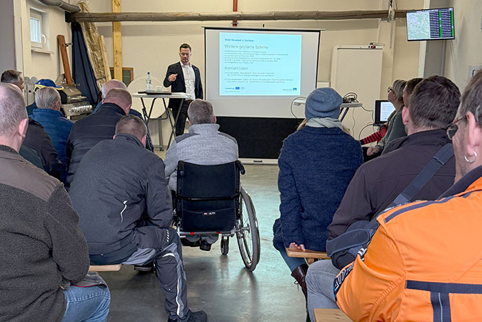Einwohnerversammlung im Feuerwehrgerätehaus Rugiswalde
