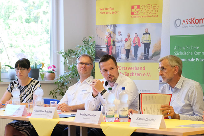 zur Unterzeichnung zur Unterzeichnung